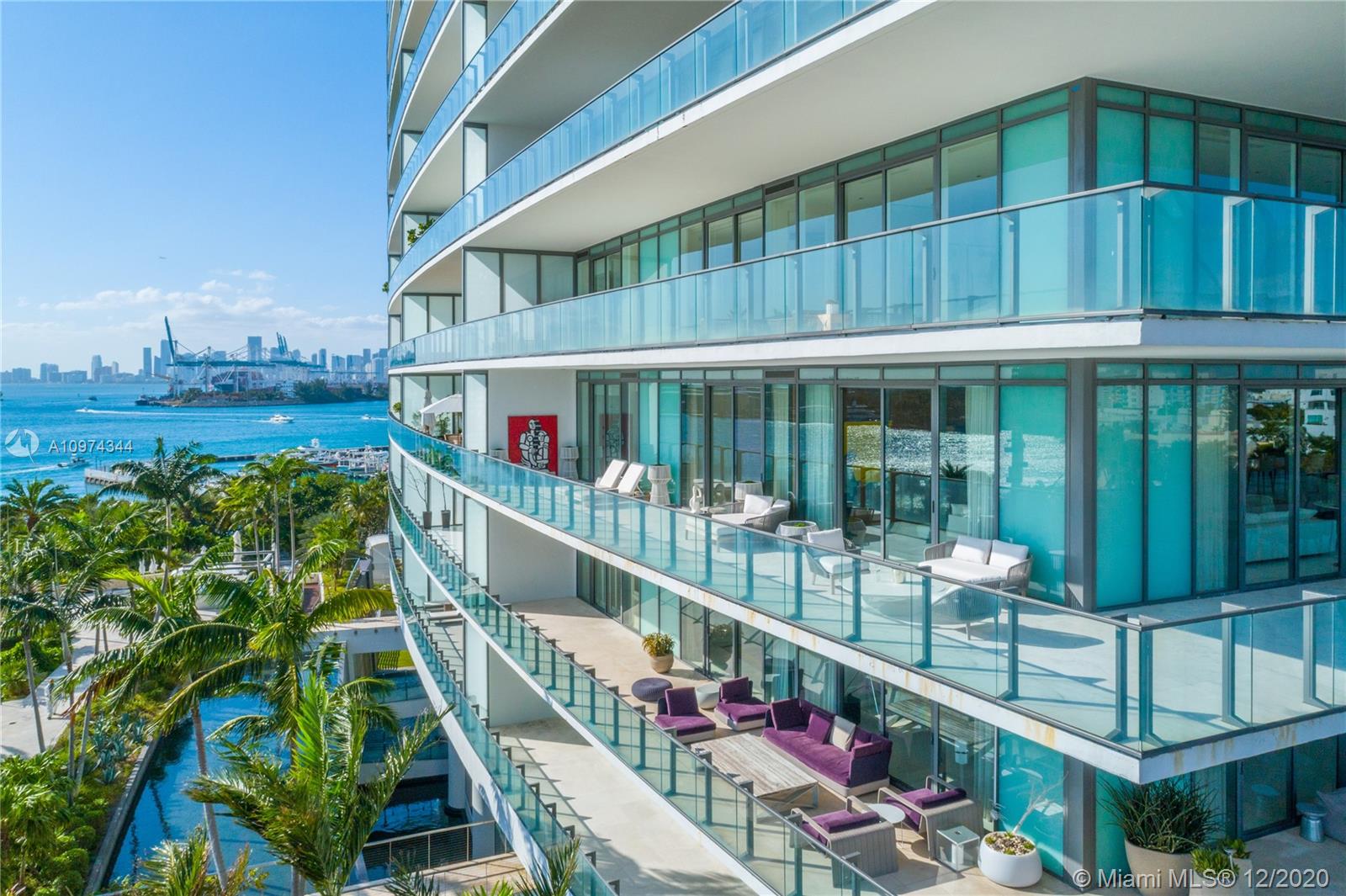 APOGEE CONDO - Residential