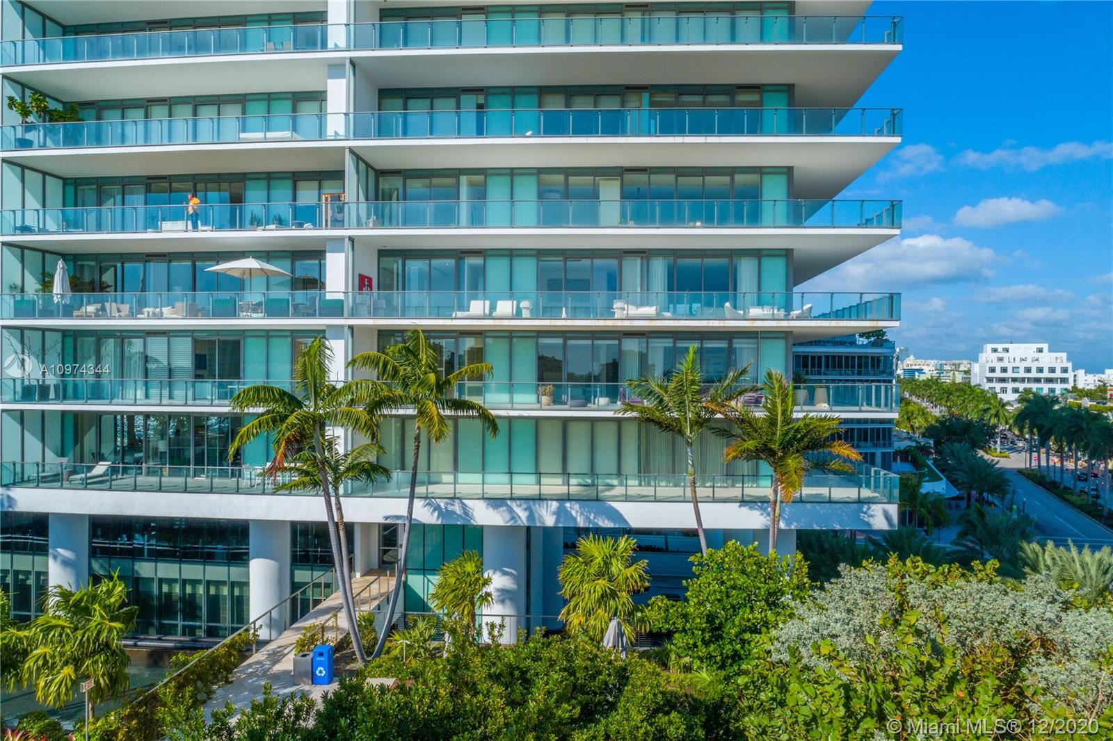 APOGEE CONDO - Residential