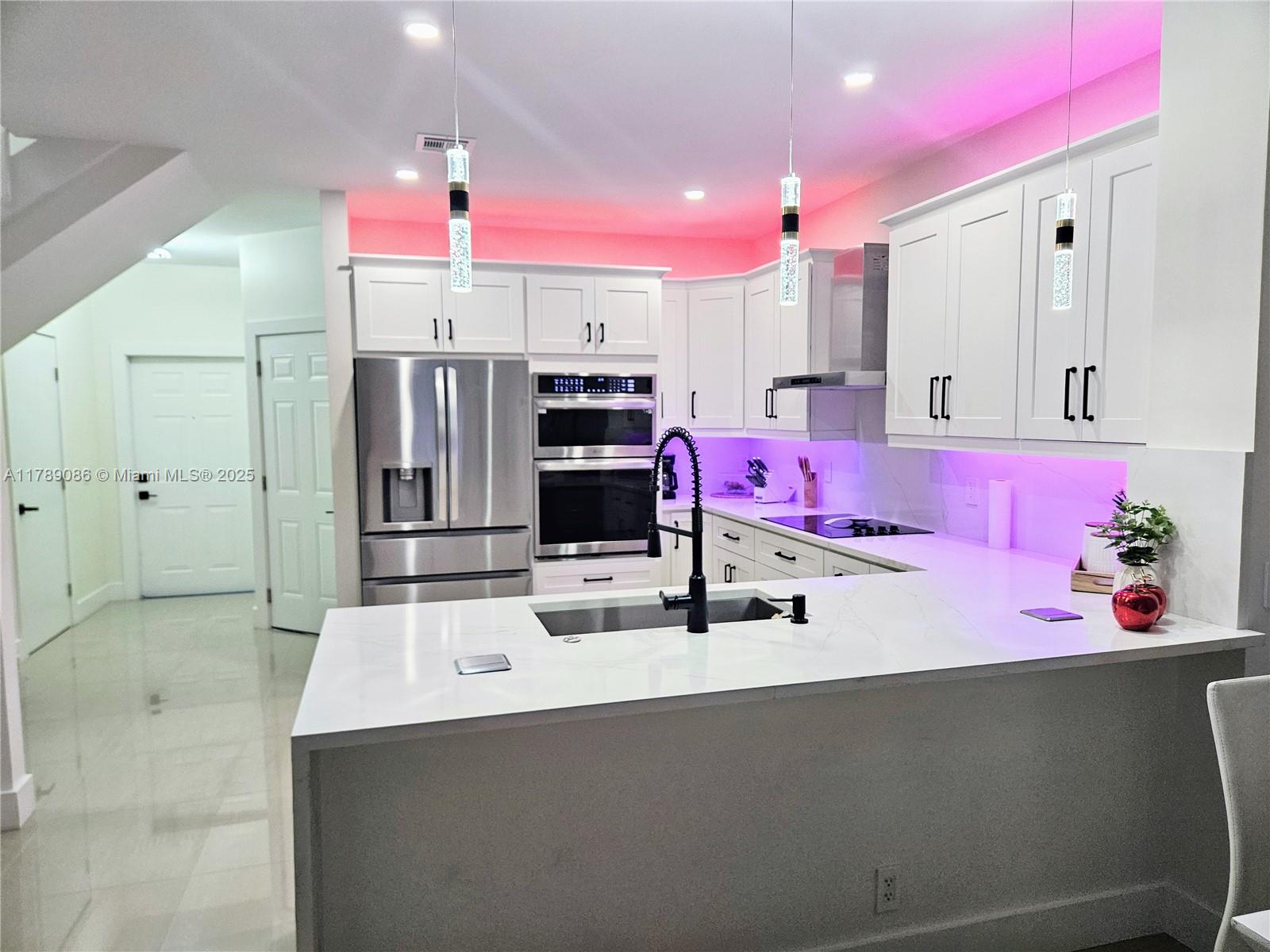 819 NW 42nd Pl