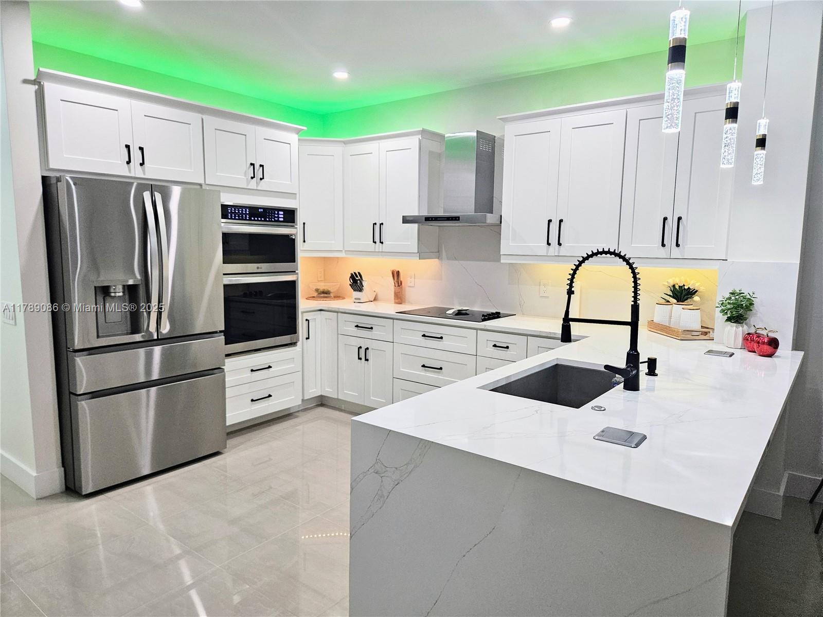 819 NW 42nd Pl