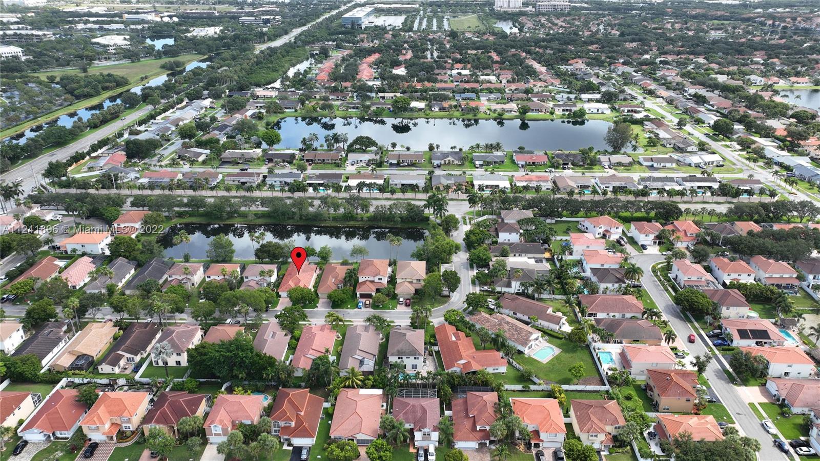 SAWGRASS VILLAGE - Residential