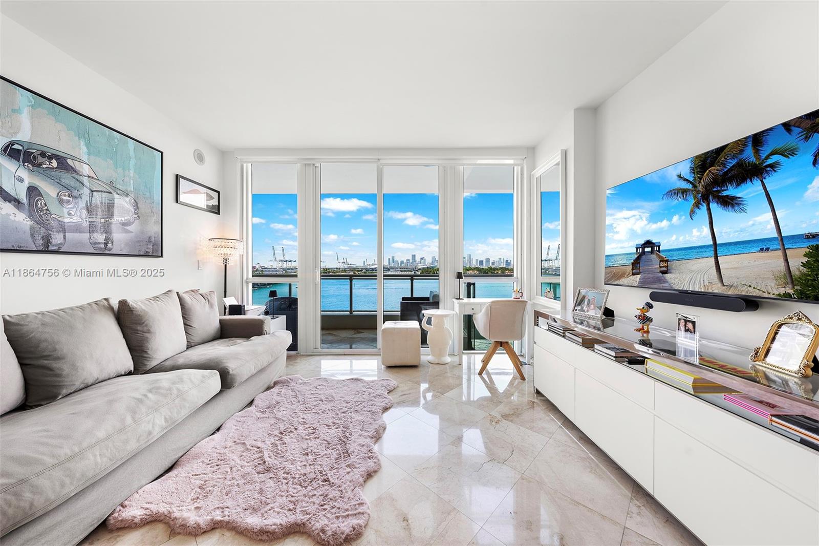 THE BENTLEY BAY CONDO - Residential