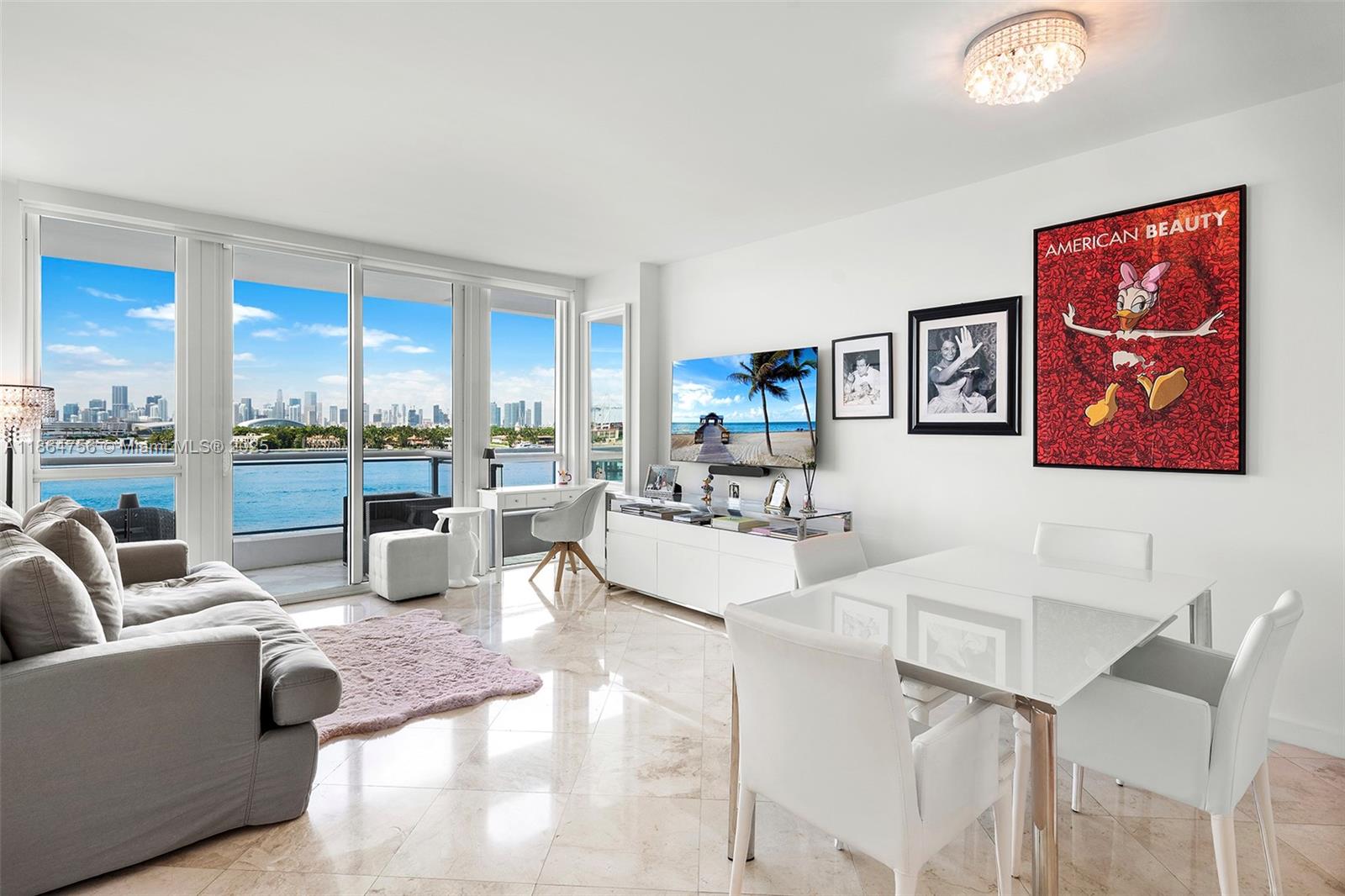 540 West Ave 712
