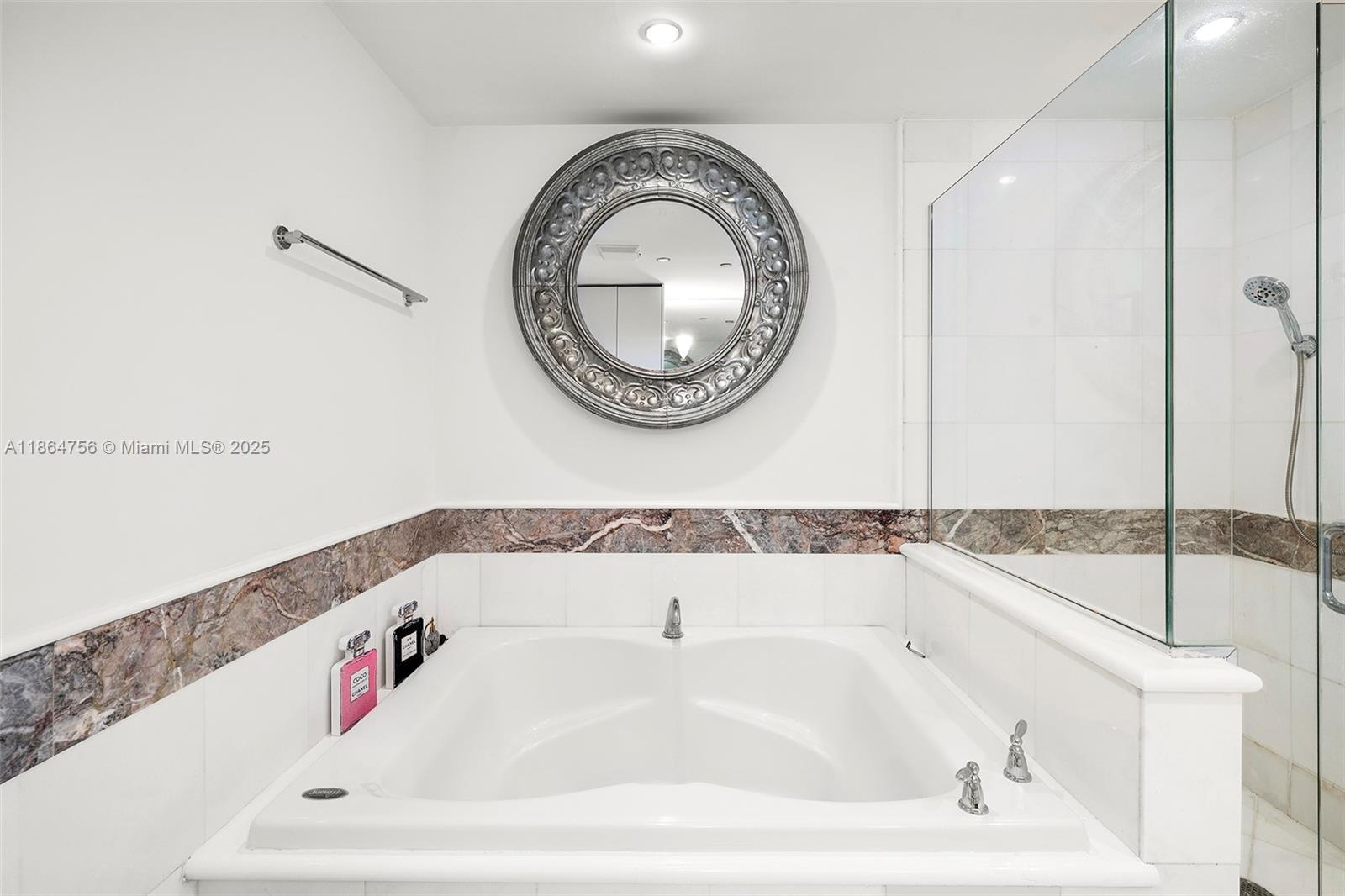 THE BENTLEY BAY CONDO - Residential