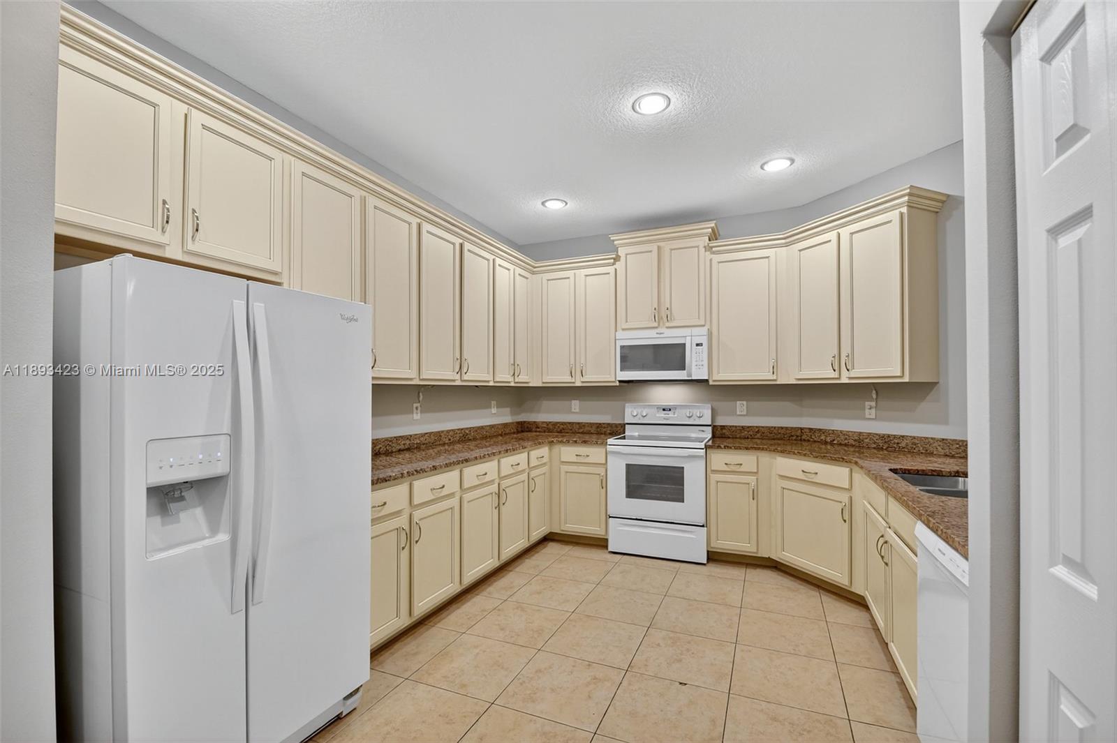 GROVELAND PARK - Residential Lease