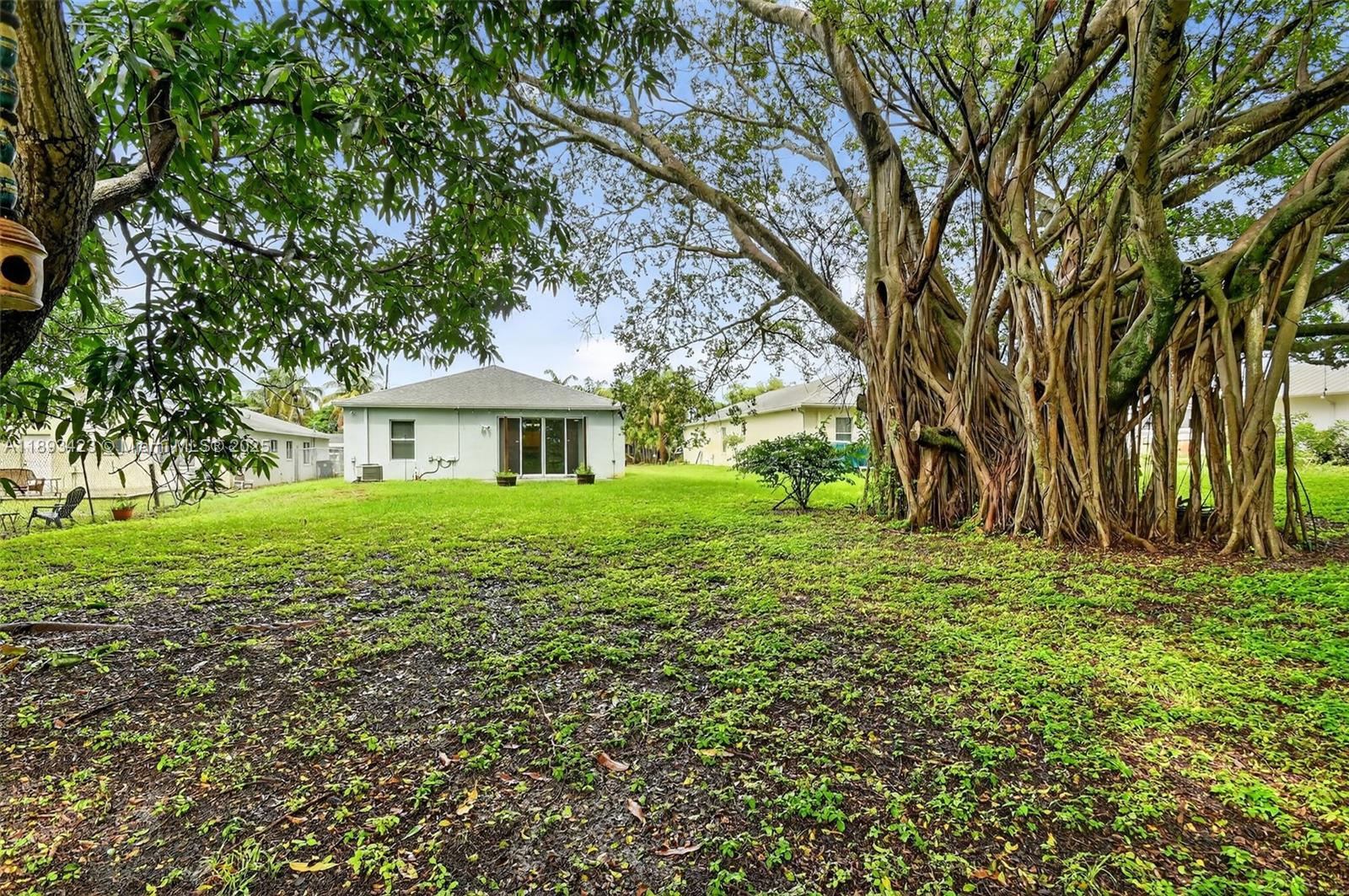 GROVELAND PARK - Residential Lease