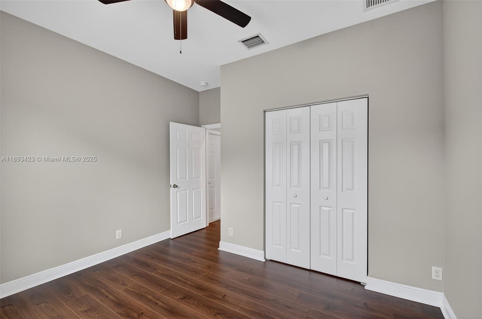 GROVELAND PARK - Residential Lease