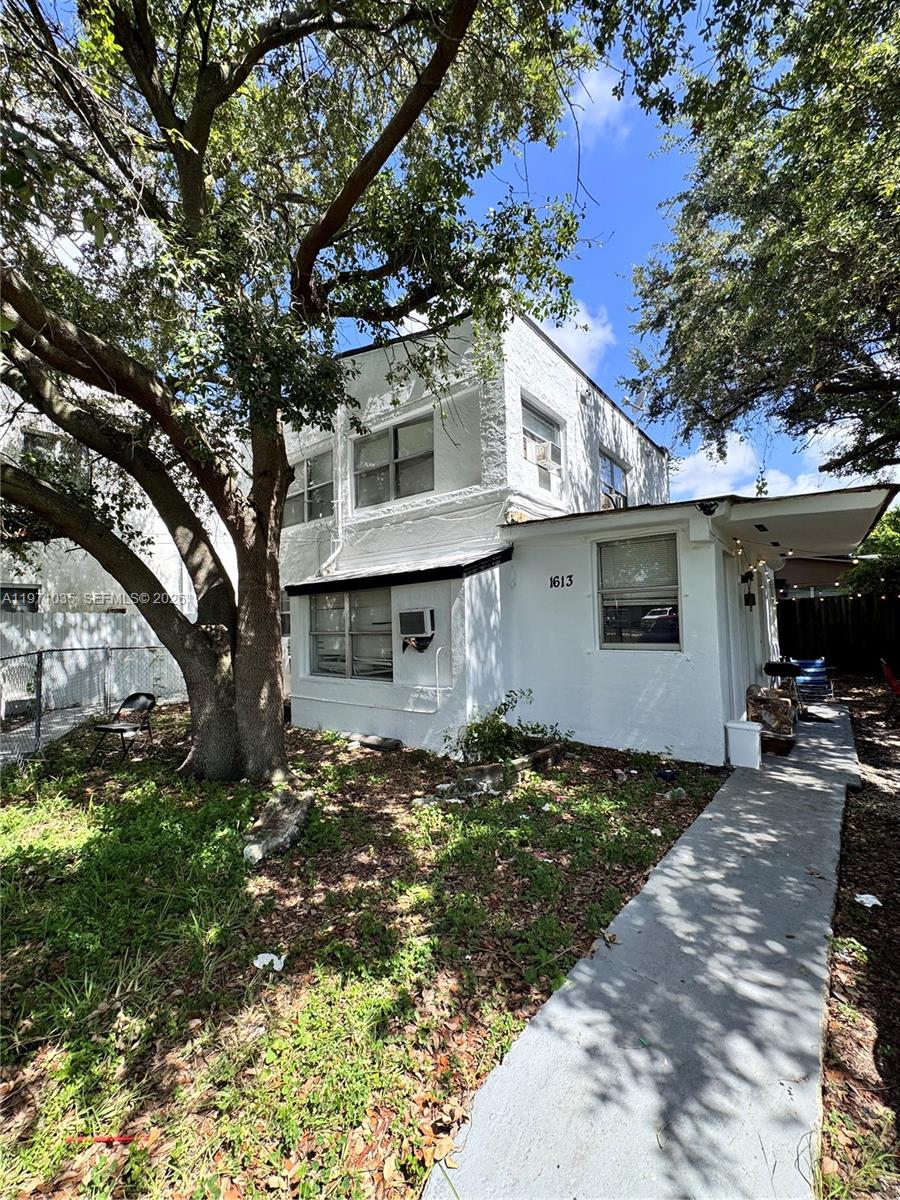 N MIAMI ESTATES - Residential Income