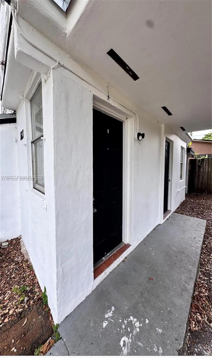 N MIAMI ESTATES - Residential Income