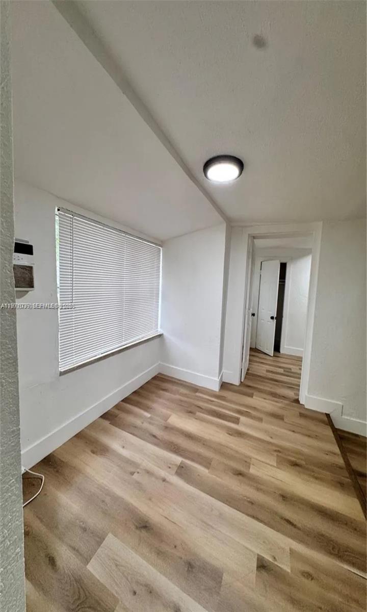 N MIAMI ESTATES - Residential Income