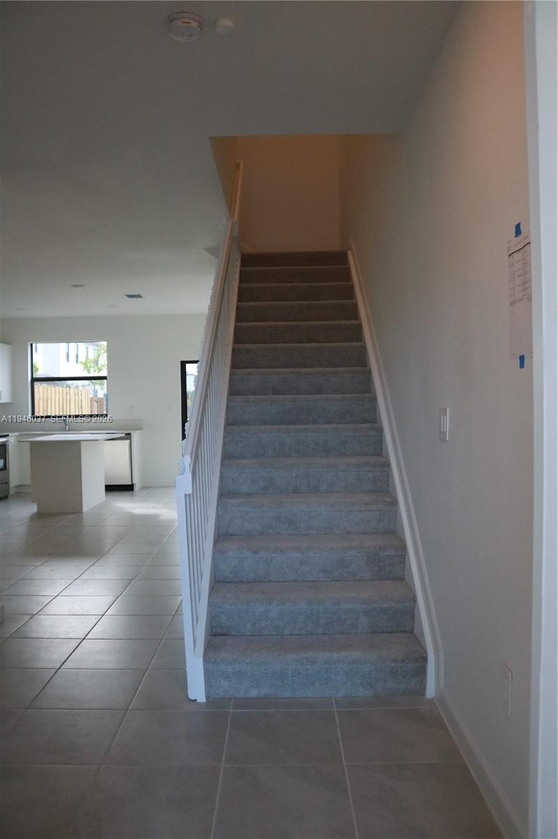 ENCLAVE SOUTH PHASE 2 - Residential