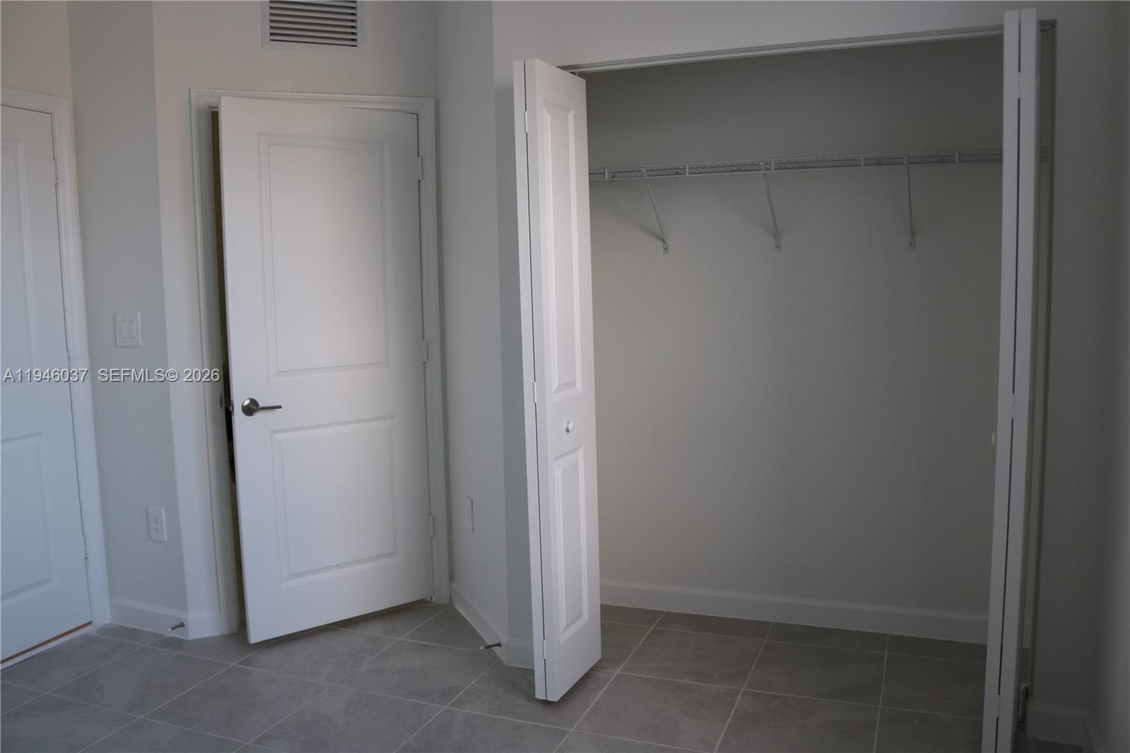 ENCLAVE SOUTH PHASE 2 - Residential