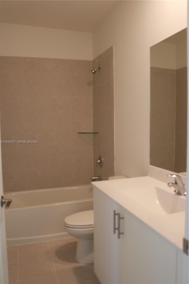 ENCLAVE SOUTH PHASE 2 - Residential