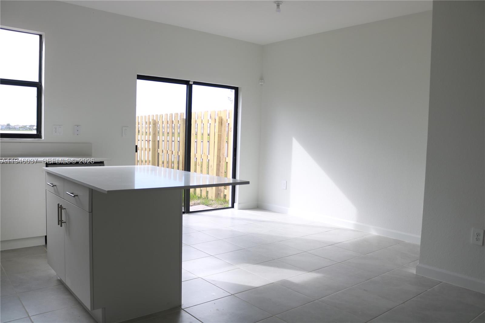 ENCLAVE SOUTH PHASE 2 - Residential