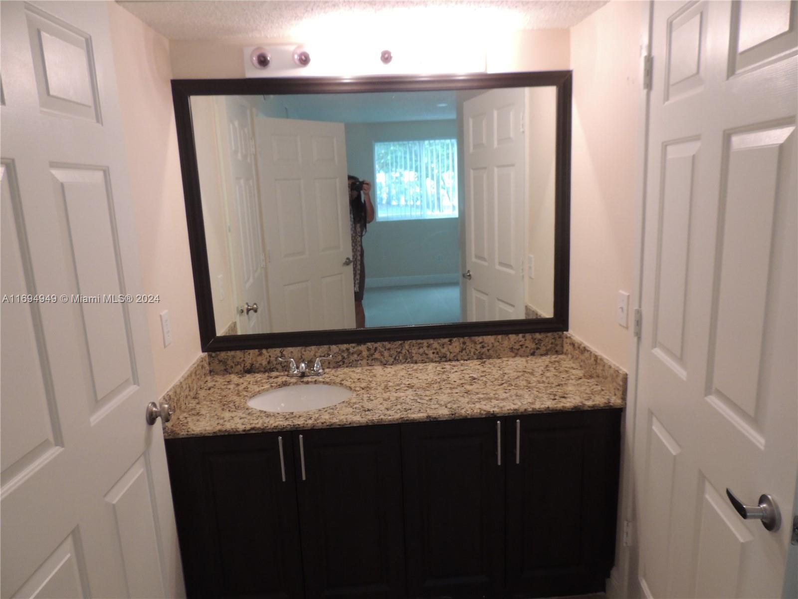ROYAL GRAND CONDO - Residential