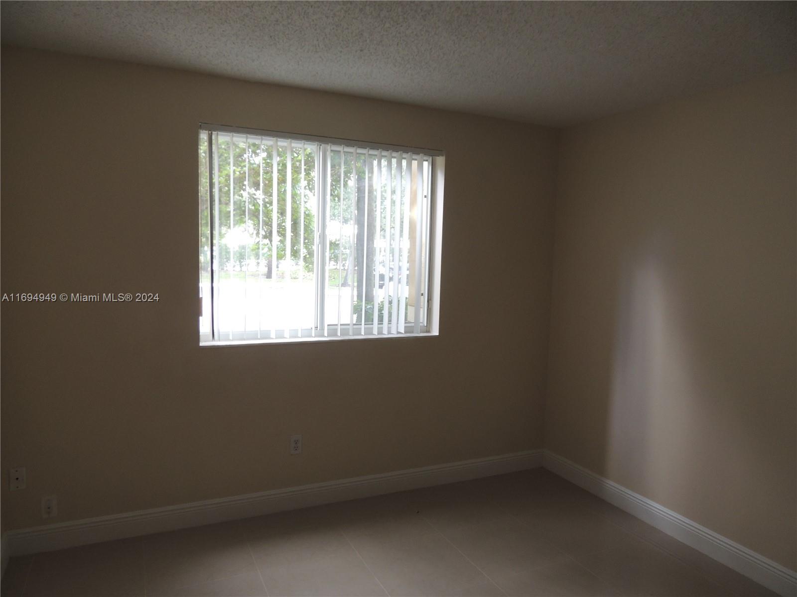 ROYAL GRAND CONDO - Residential