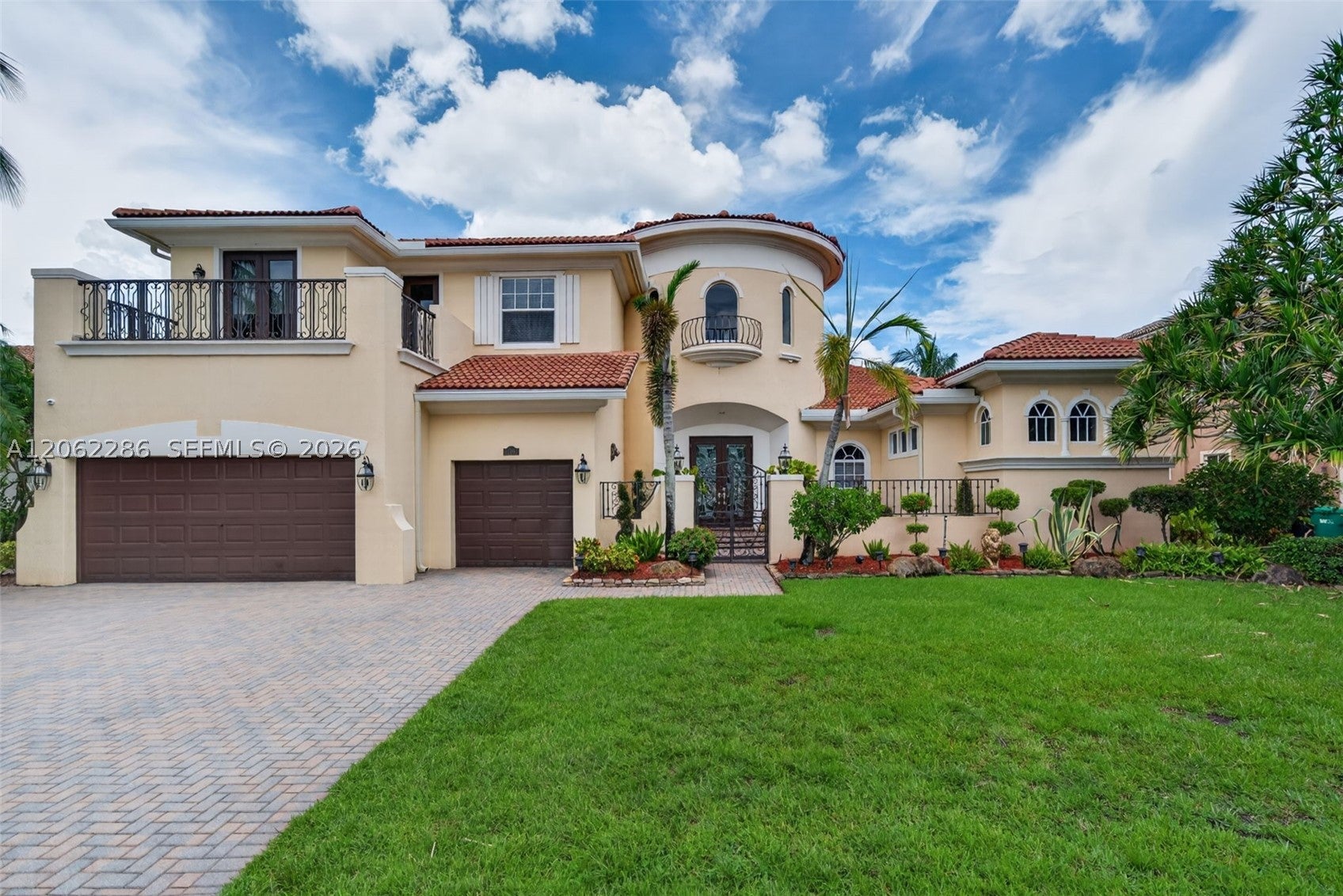 11867 NW 69th Pl