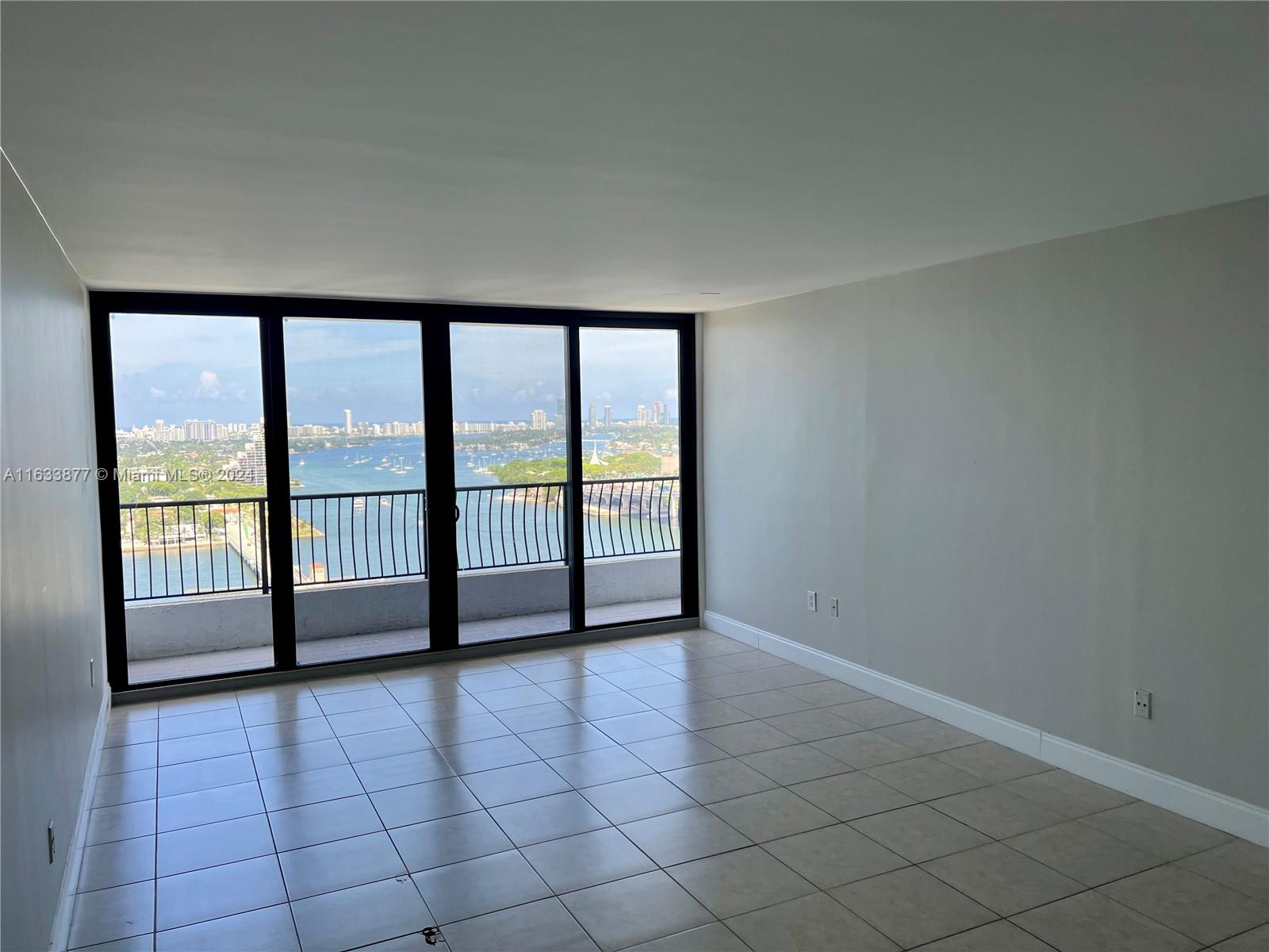 555 NE 15th St 28B