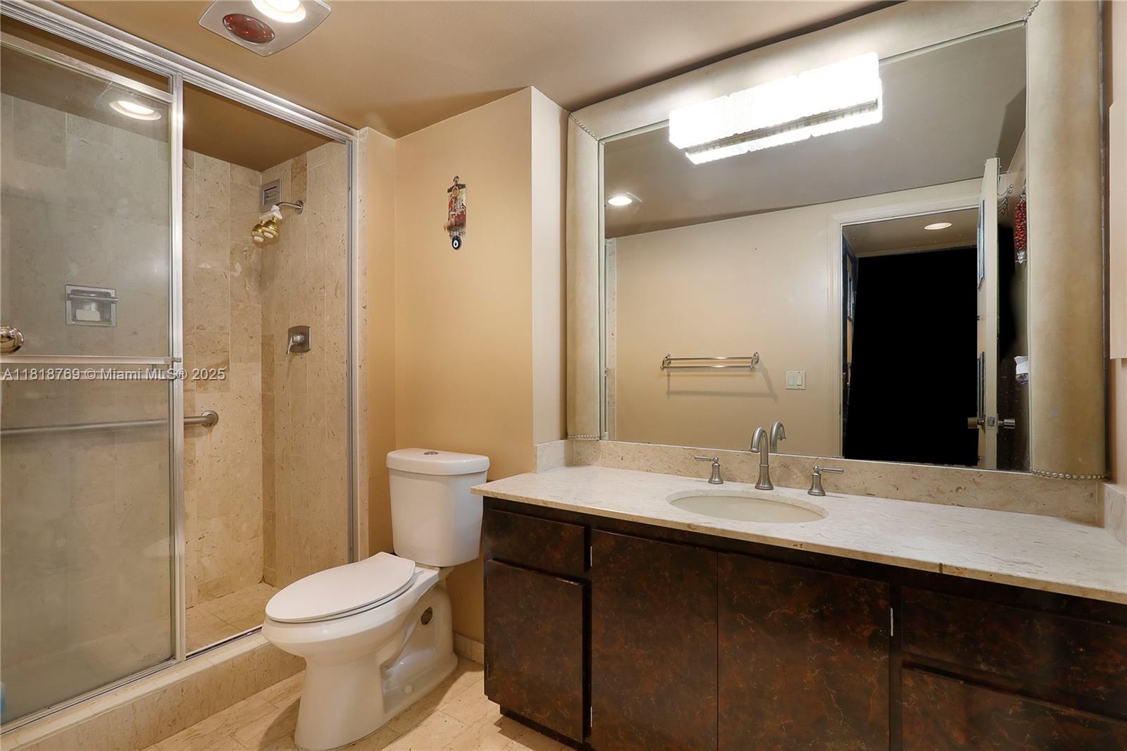 CRICKET CLUB CONDO - Residential