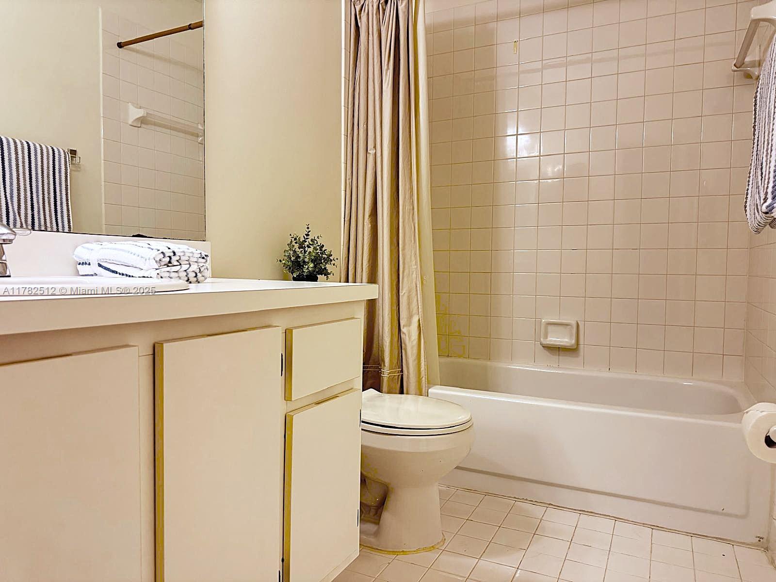 CAMELOT TWO CONDO - Residential