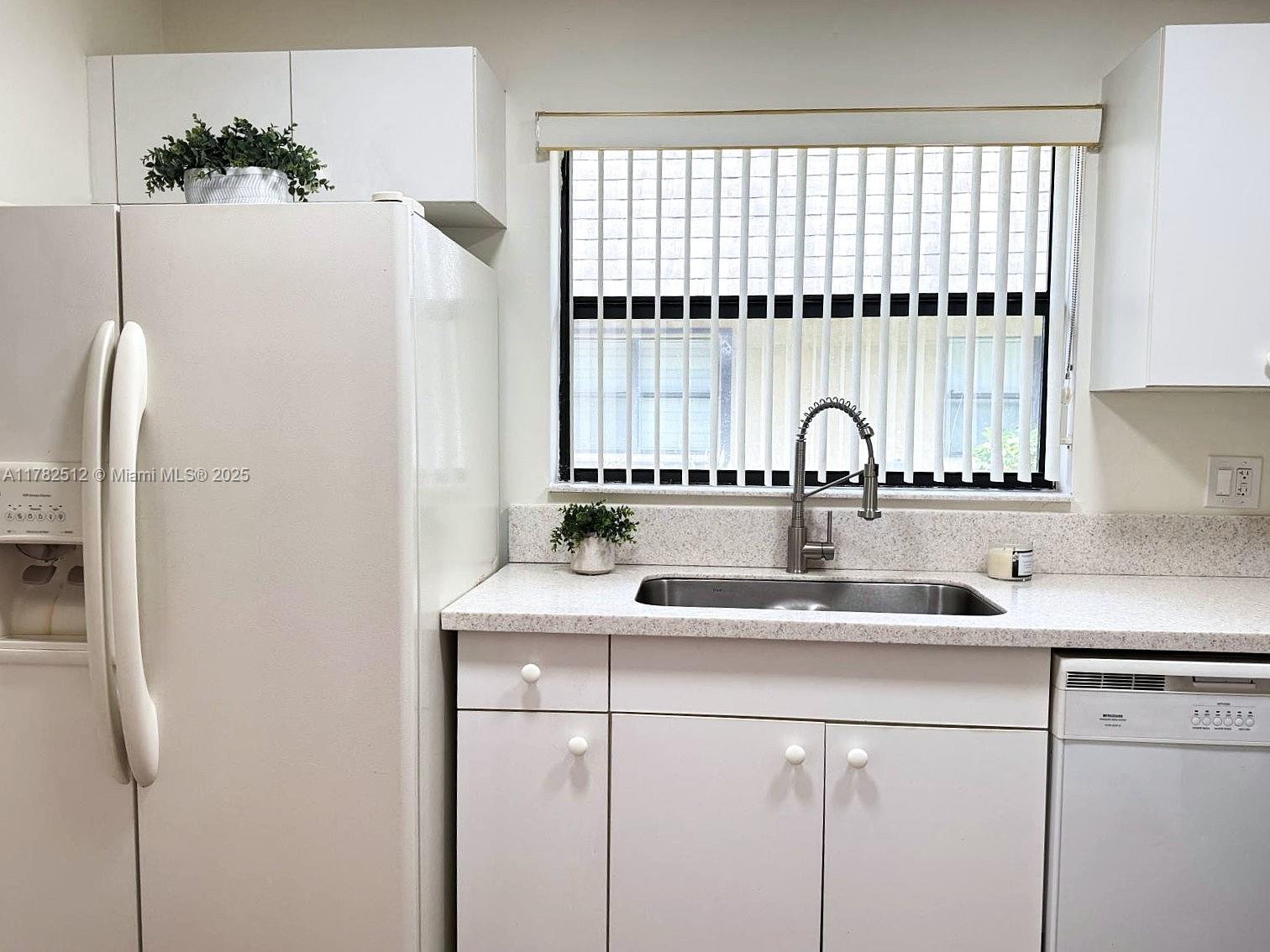 CAMELOT TWO CONDO - Residential