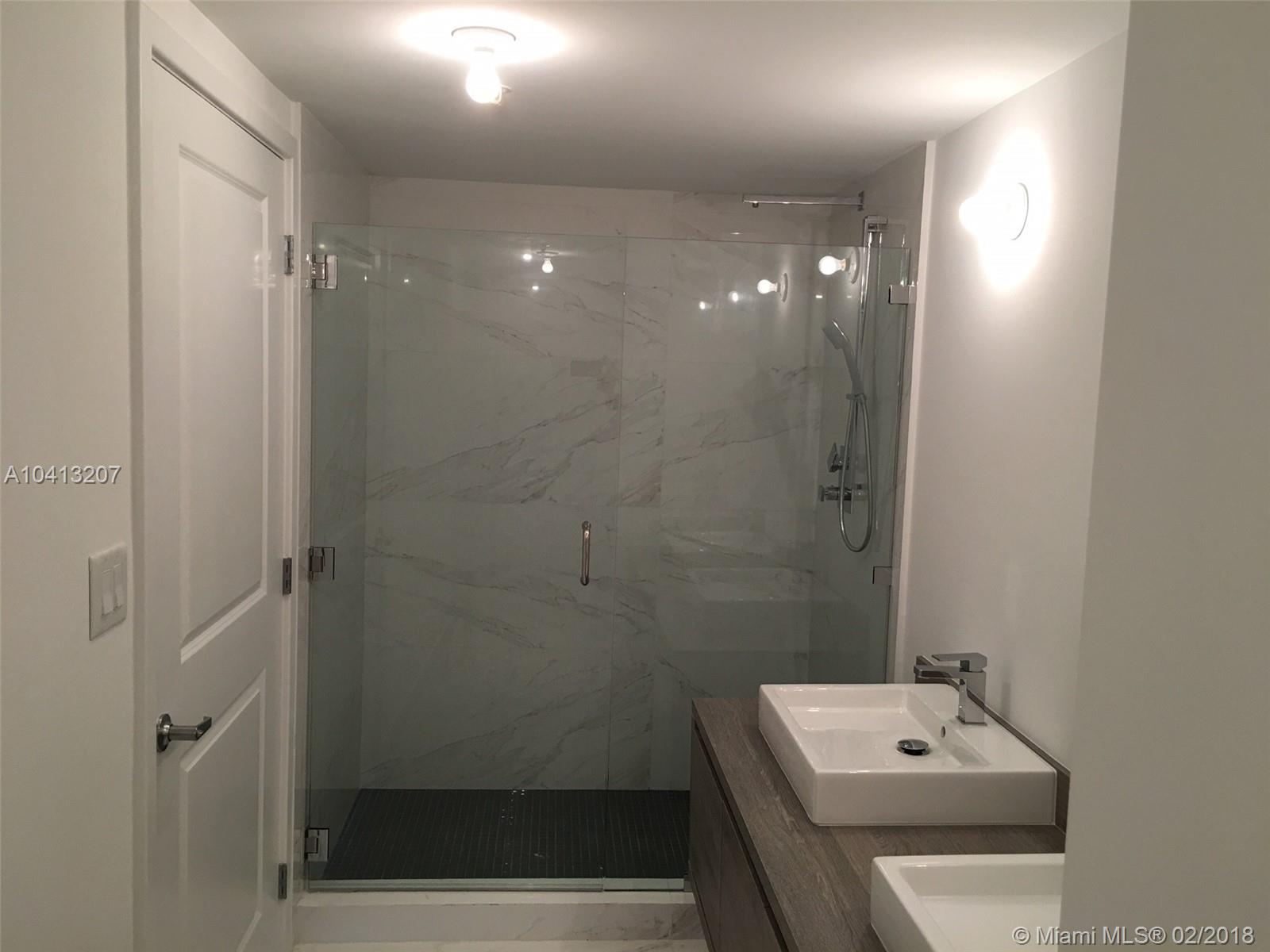 400 SUNNY ISLES CONDO EAS - Residential