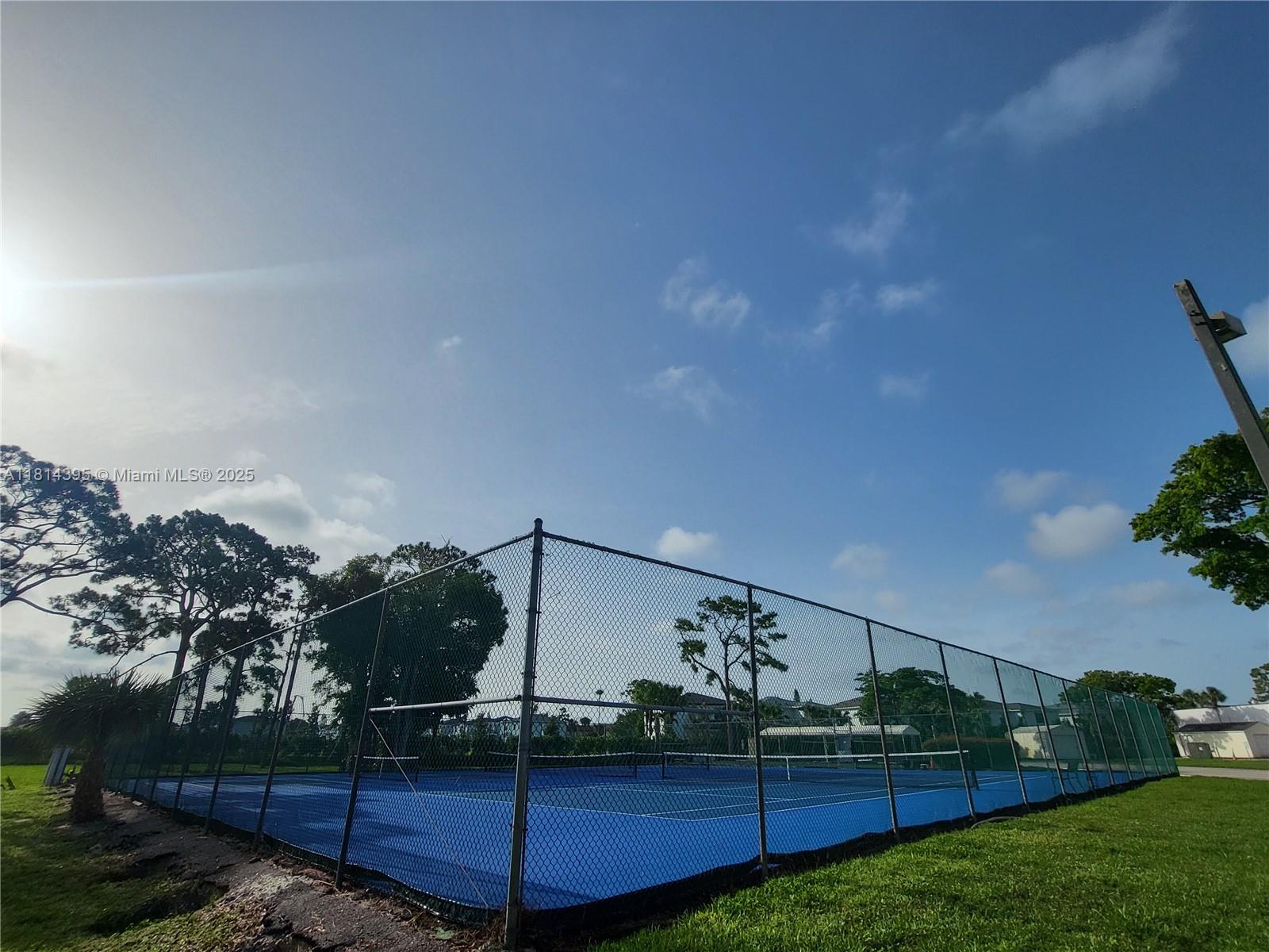 SUNRISE OF PALM BEACH CON - Residential