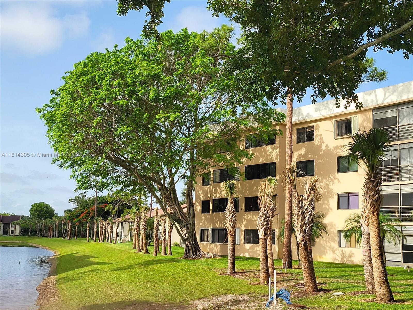 SUNRISE OF PALM BEACH CON - Residential