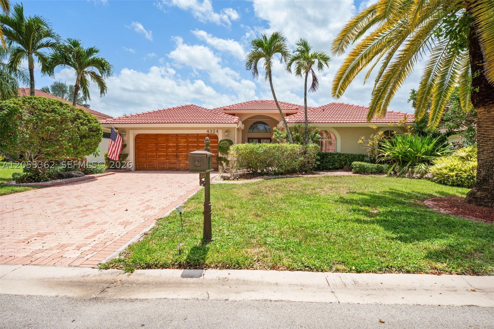 4324 NW 65th Ter