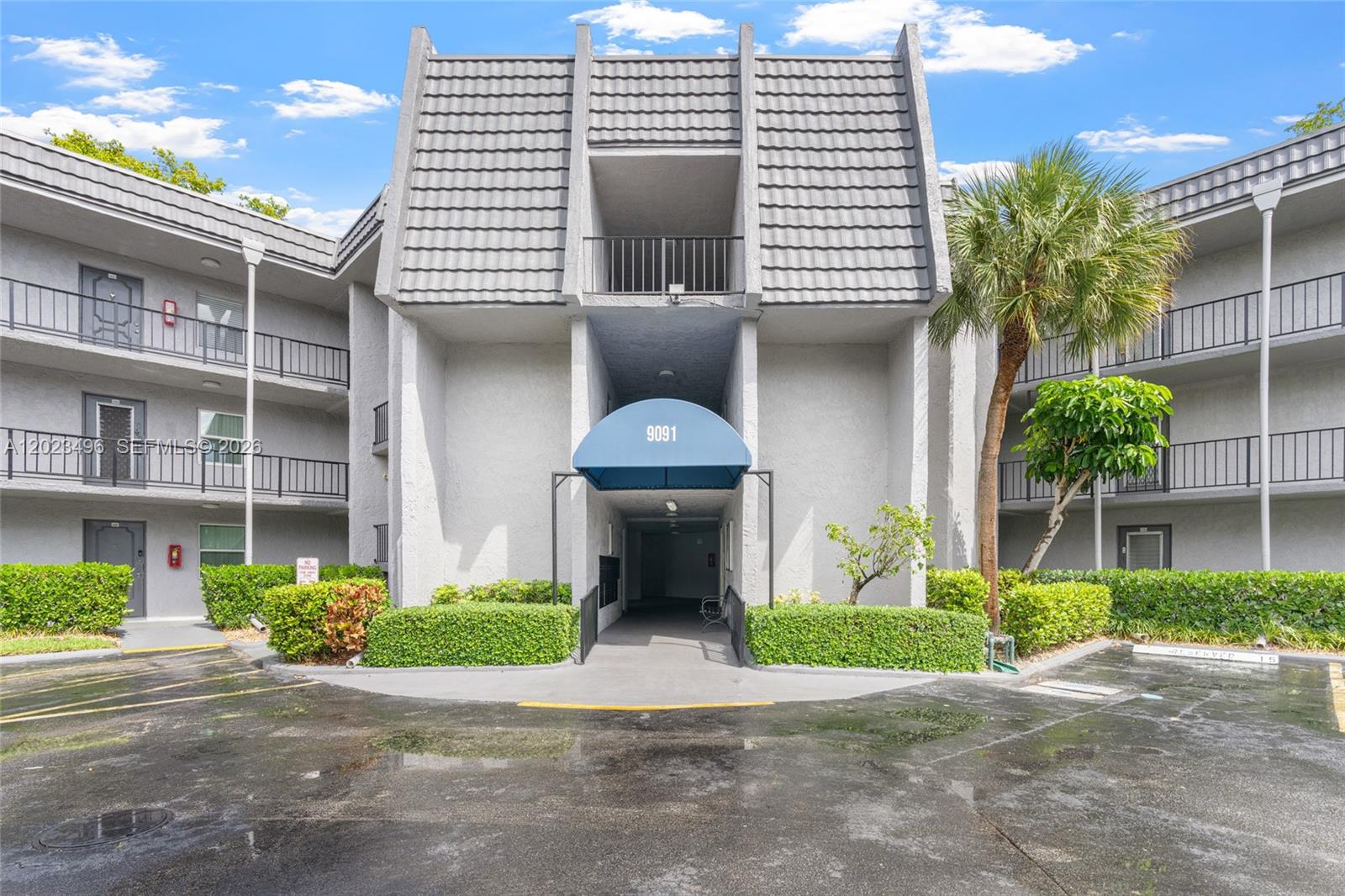 9091 Lime Bay Blvd 304
