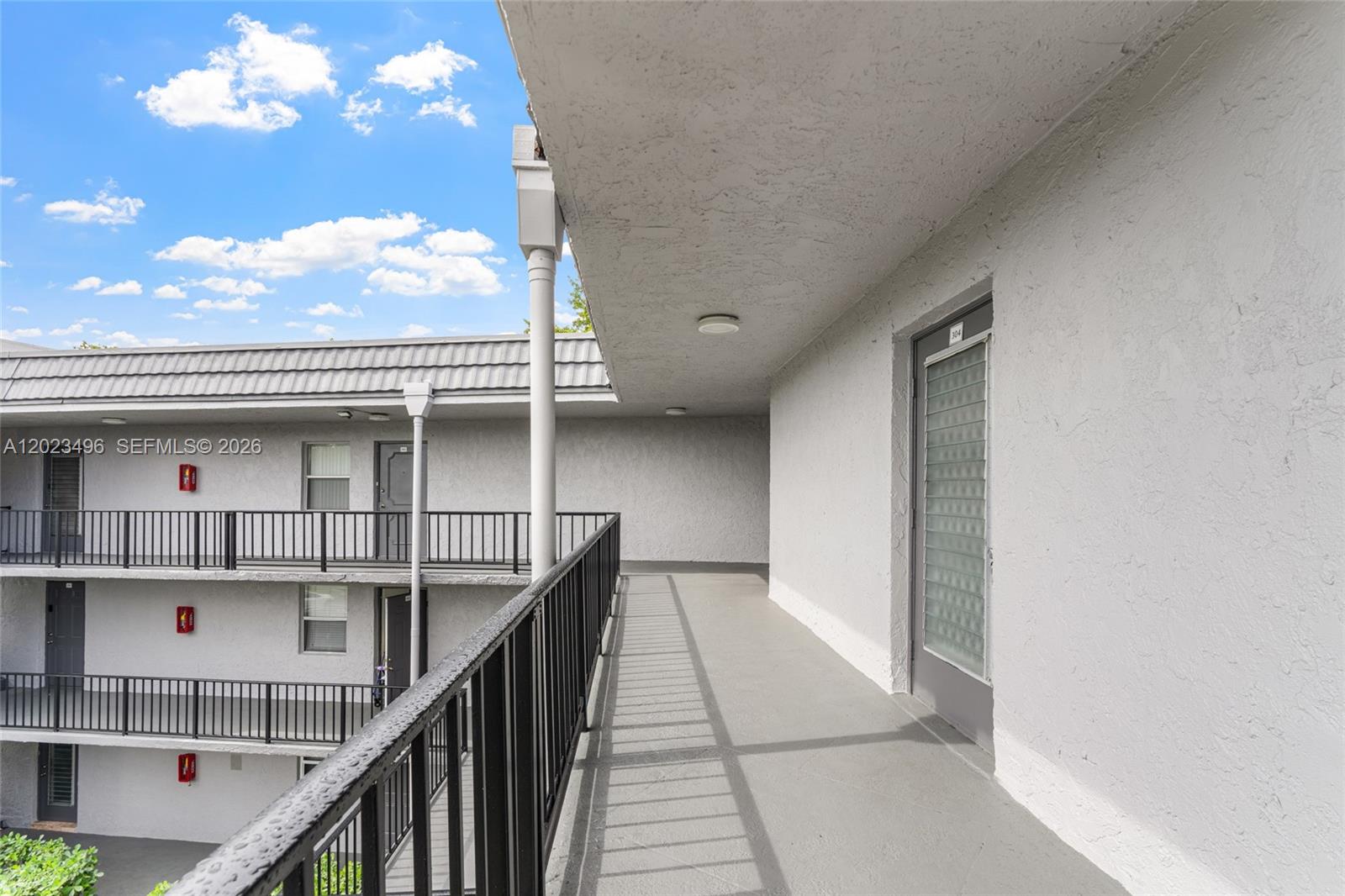 9091 Lime Bay Blvd 304