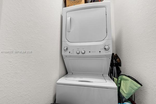 LUCKY START AT SUNRISE ES - Residential