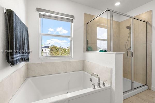 LUCKY START AT SUNRISE ES - Residential