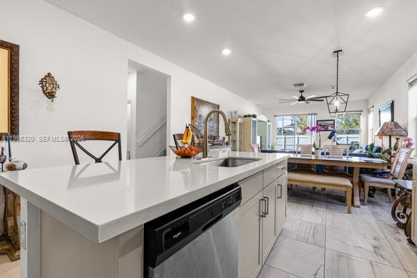 LUCKY START AT SUNRISE ES - Residential