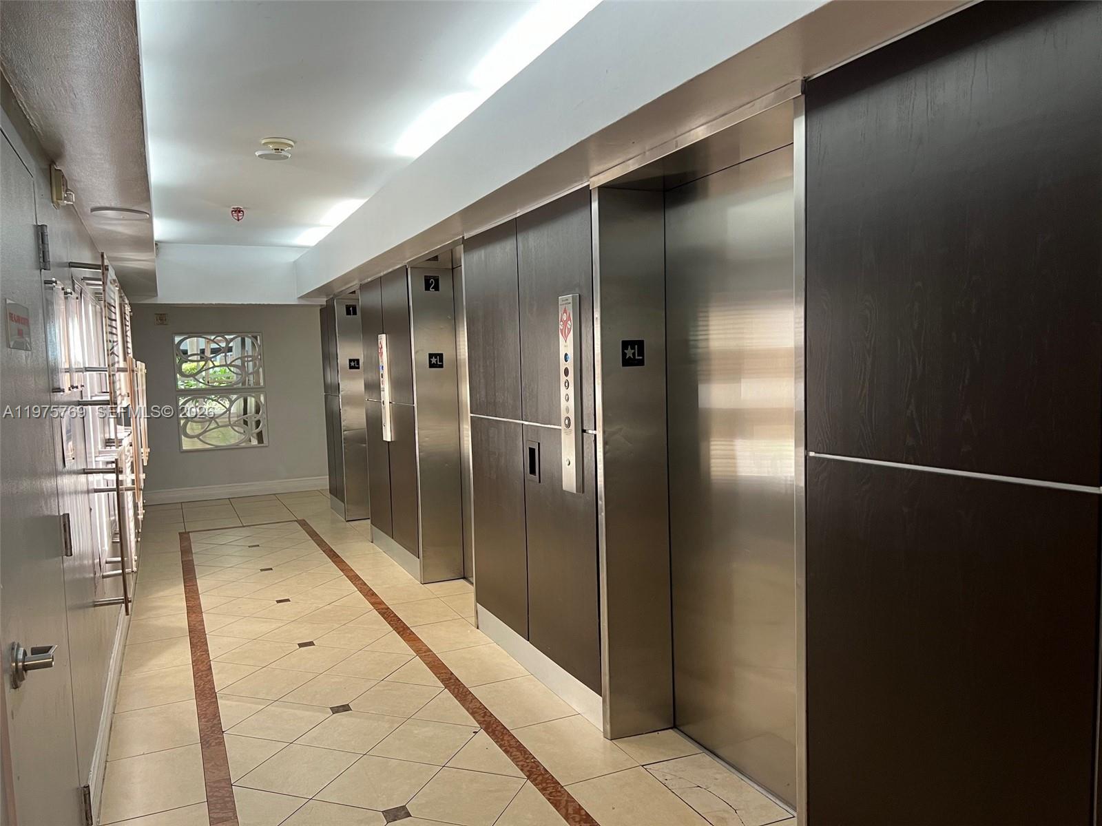 Madison Condo - Residential