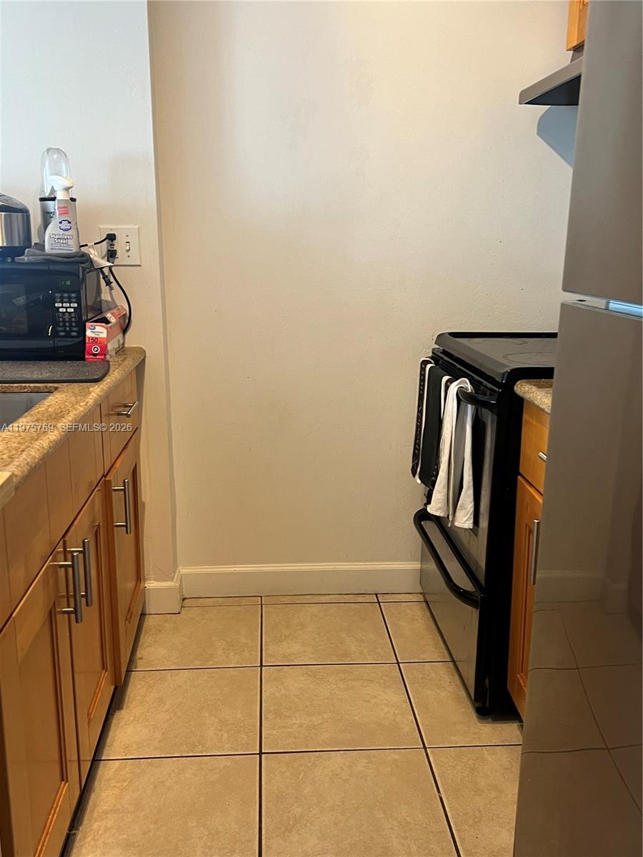 Madison Condo - Residential