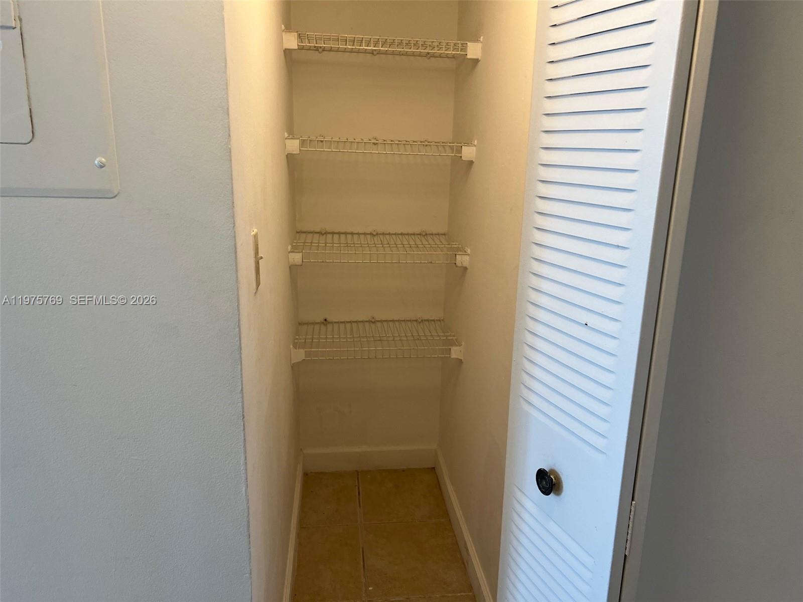 Madison Condo - Residential