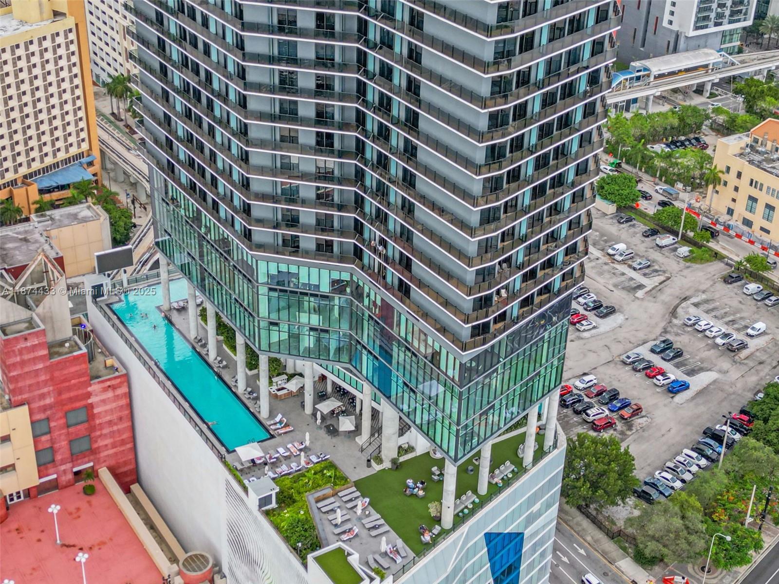 The Elser - Residential