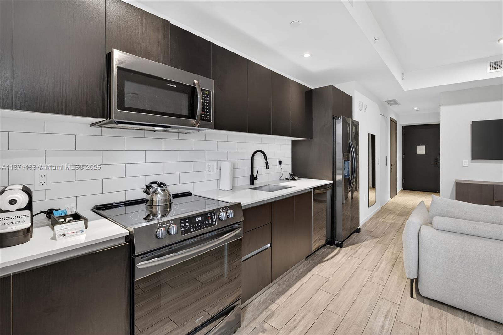 The Elser - Residential