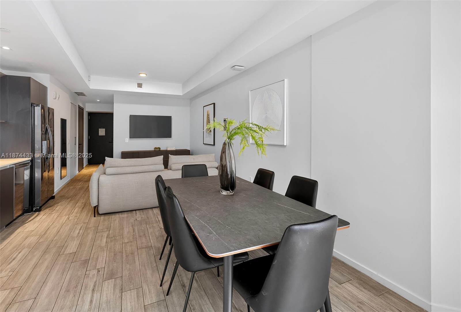 The Elser - Residential