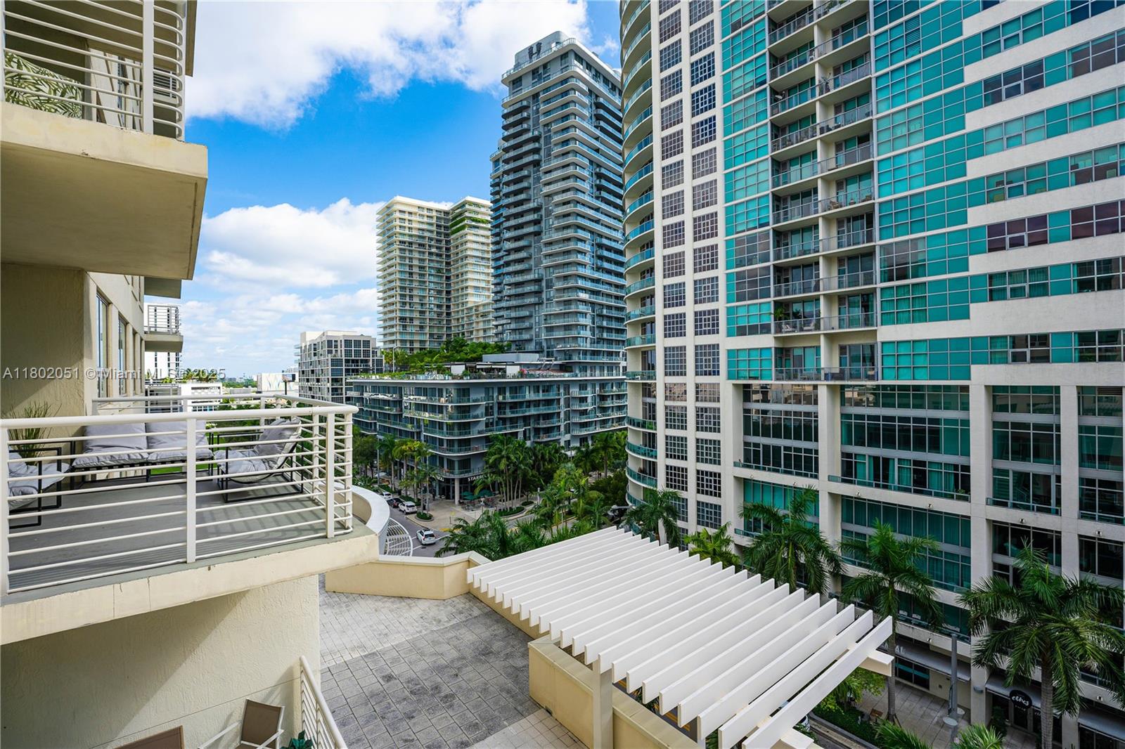 MIDBLOCK MIAMI CONDO - Residential