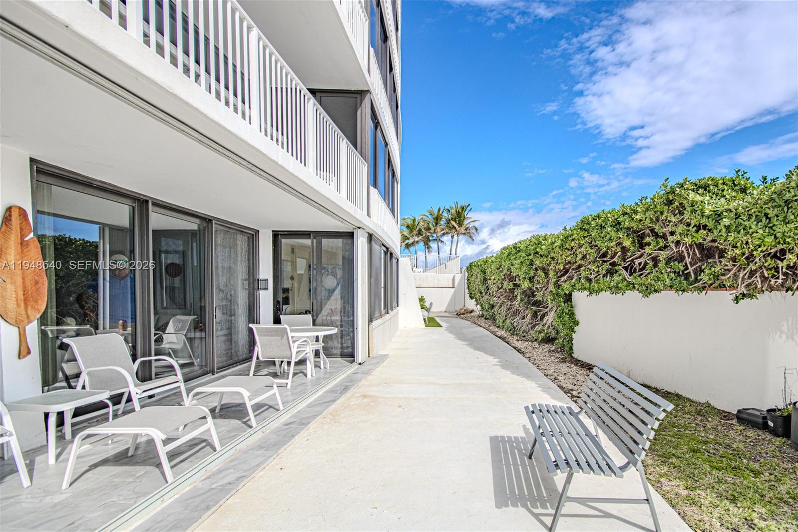 MAYFAIR HOUSE CONDO - Residential