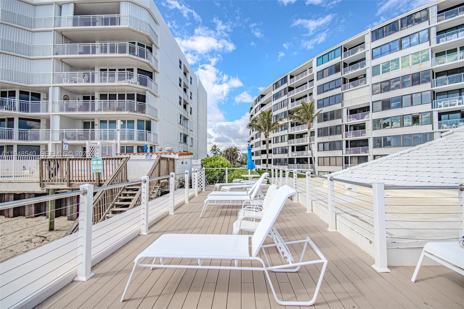 MAYFAIR HOUSE CONDO - Residential