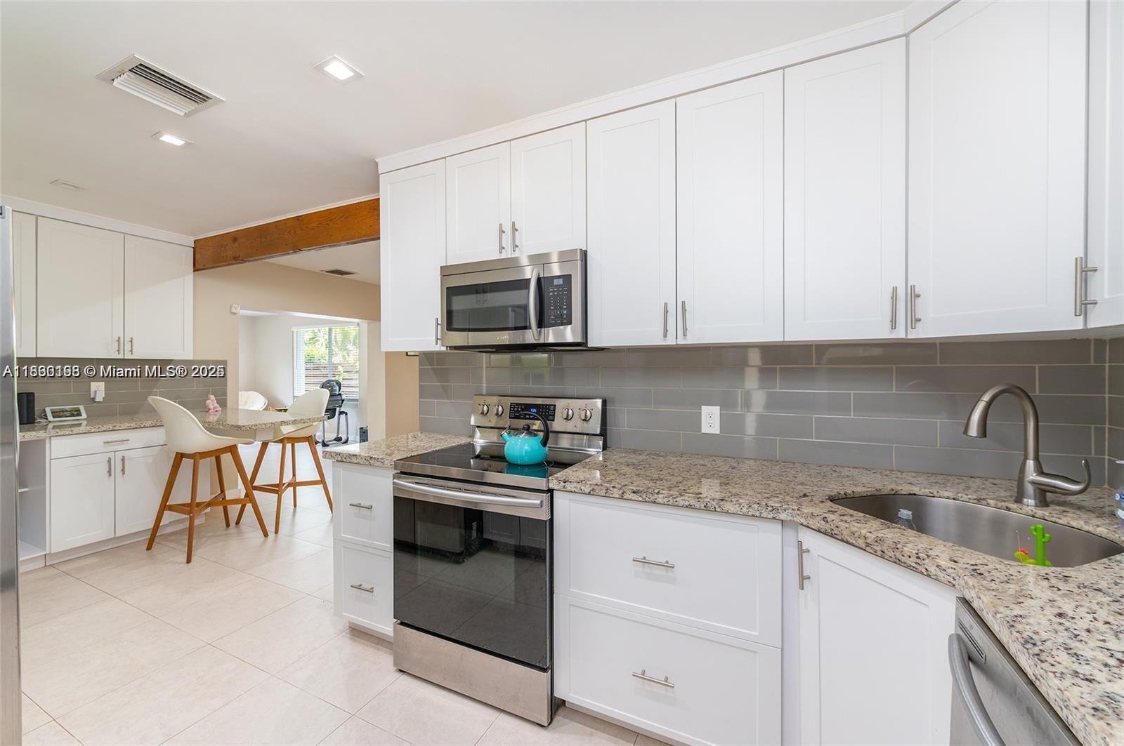 510 SW 16th Ct