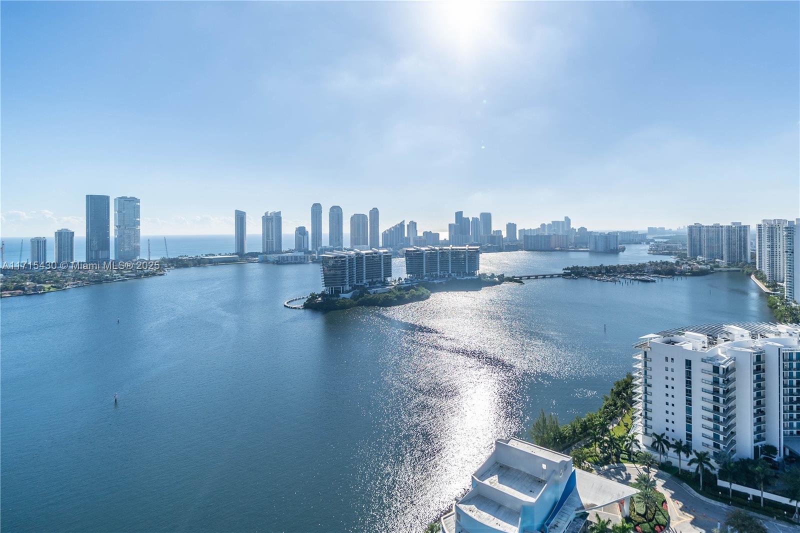 Property for Sale at 3330 Ne 190th St Lph14, Aventura, Miami-Dade County, Florida - Bedrooms: 3 
Bathrooms: 4  - $1,570,000
