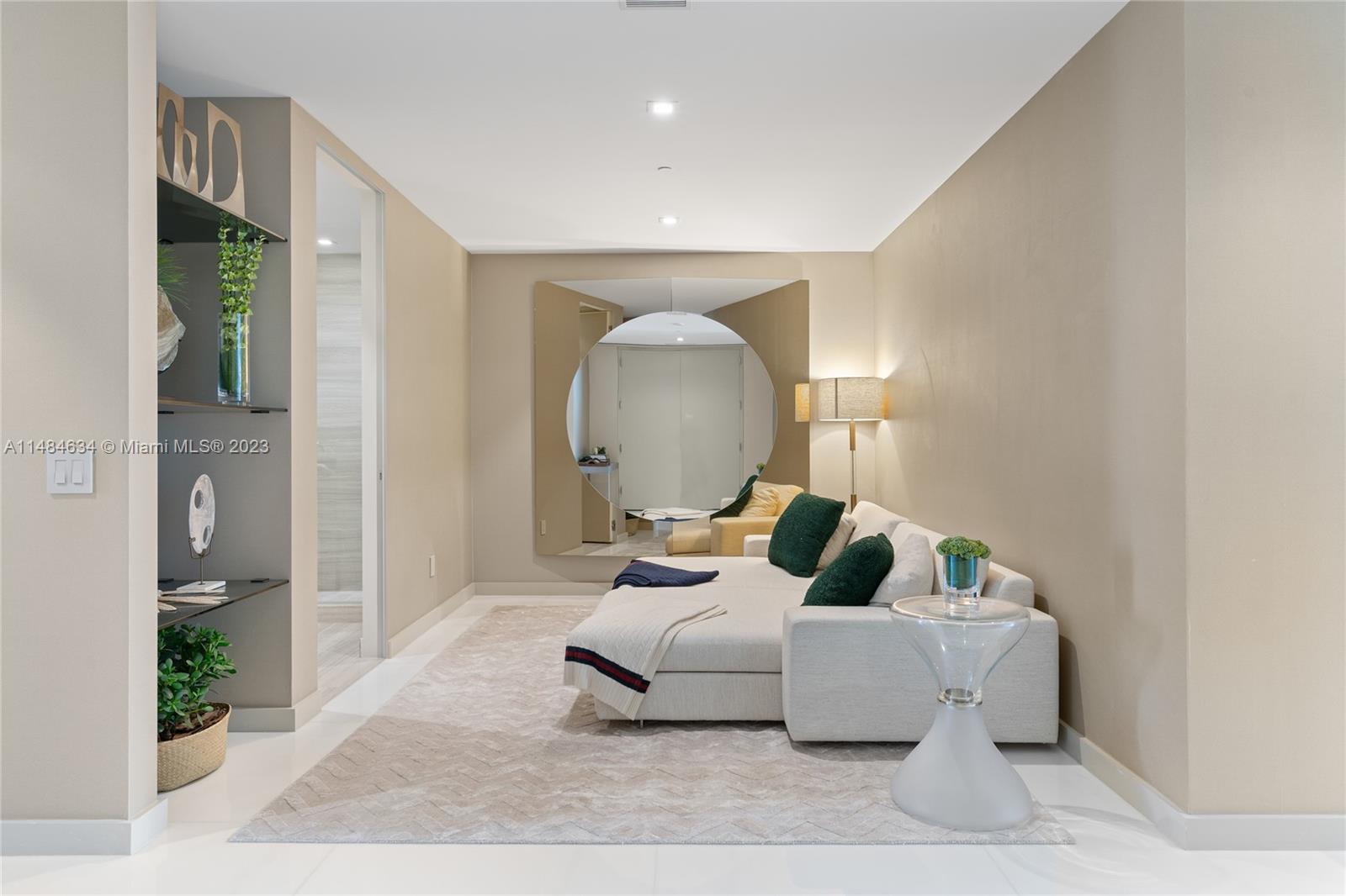 18975 COLLINS CONDO - Residential