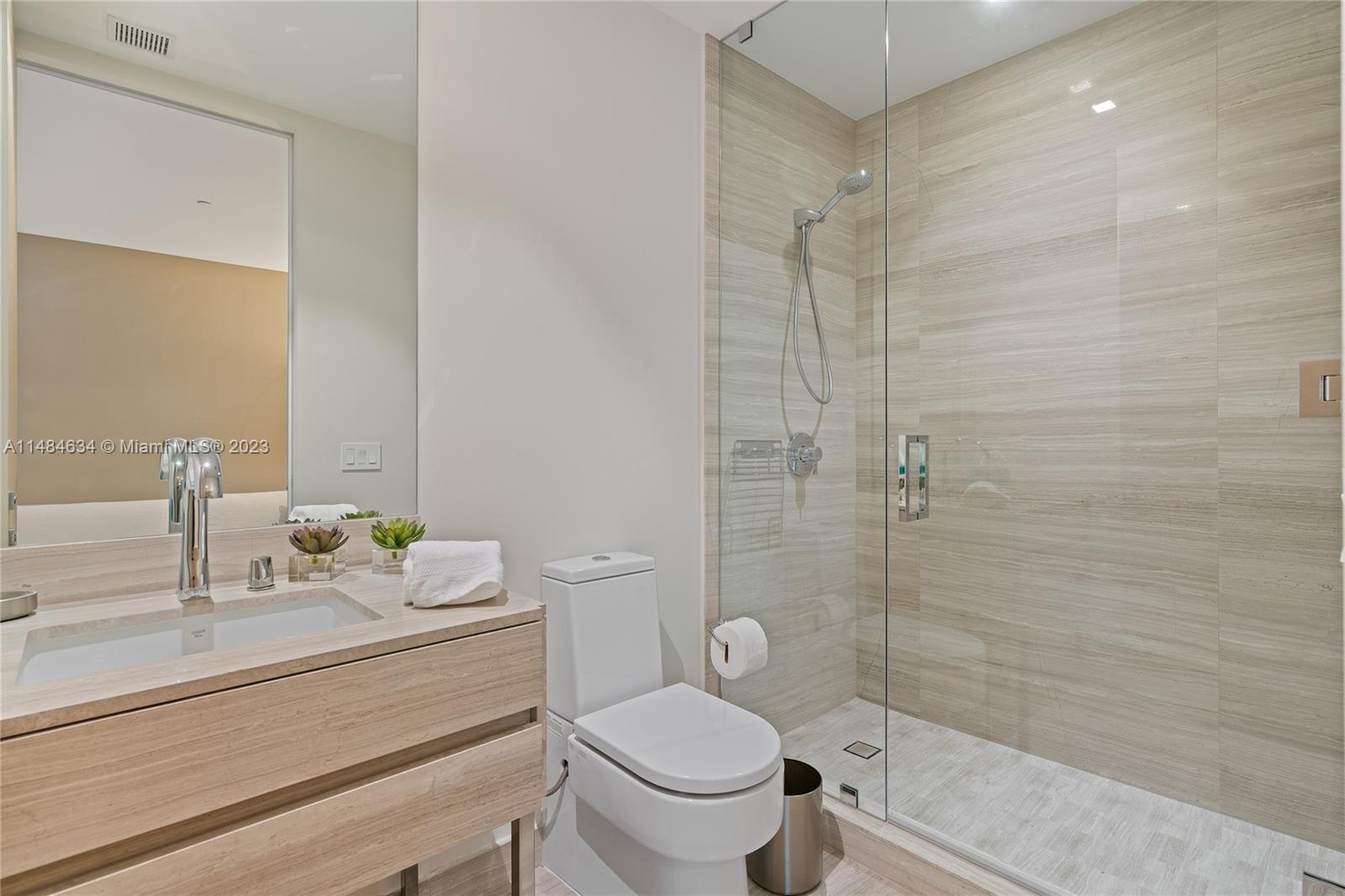 18975 COLLINS CONDO - Residential