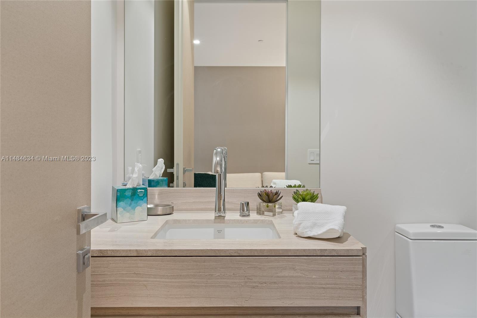 18975 COLLINS CONDO - Residential