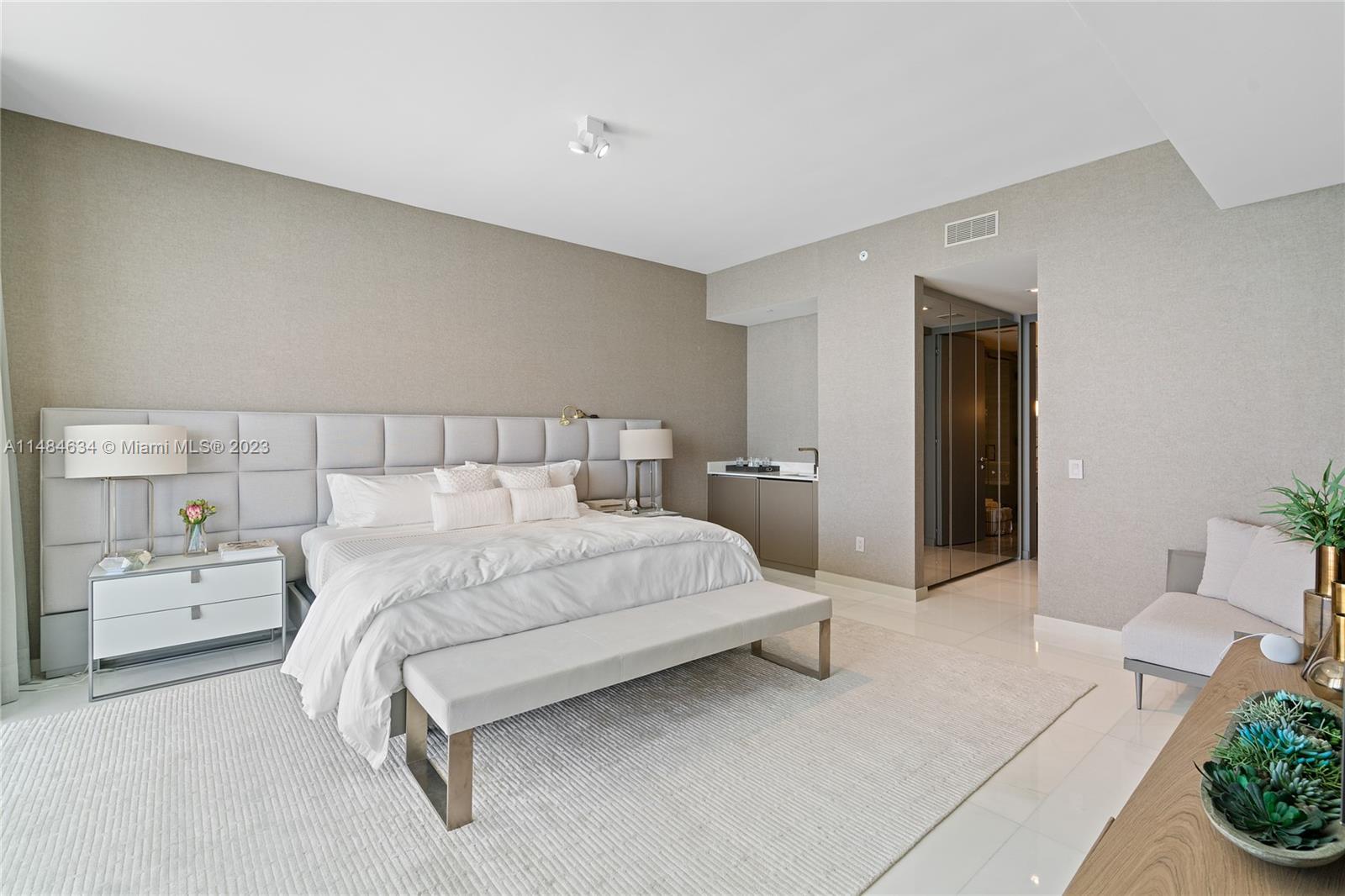 18975 COLLINS CONDO - Residential