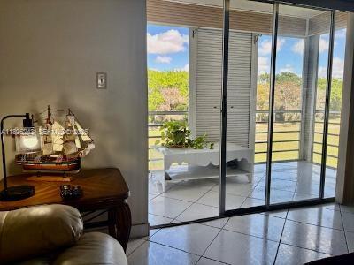 FAIRWAYS OF TAMARAC CONDO - Residential